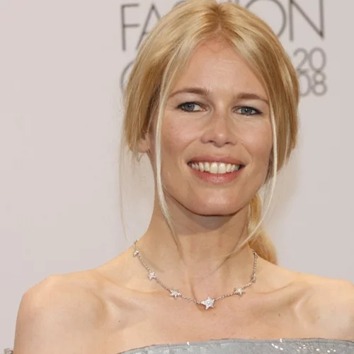 Beauty Star: Κλέψτε τις συνήθειες ομορφιάς της Claudia Schiffer